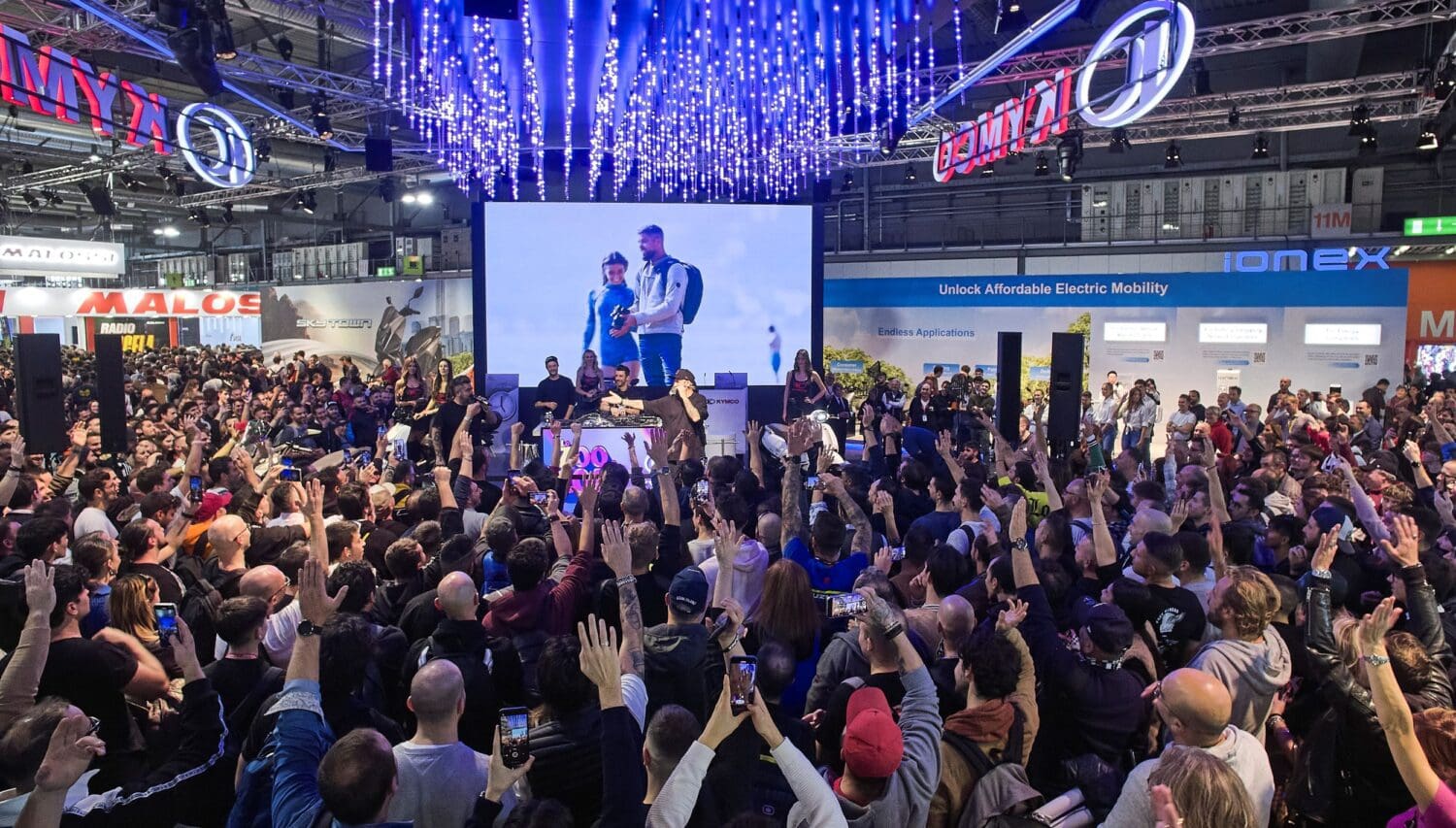 2023米蘭車展KYMCO人氣爆棚　11月站上台灣銷售冠軍